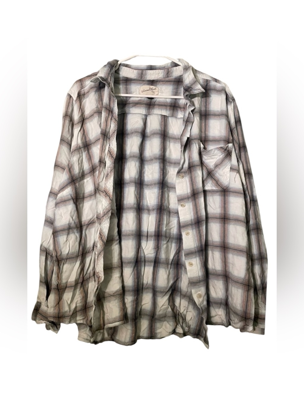 Universal Thread Shirt